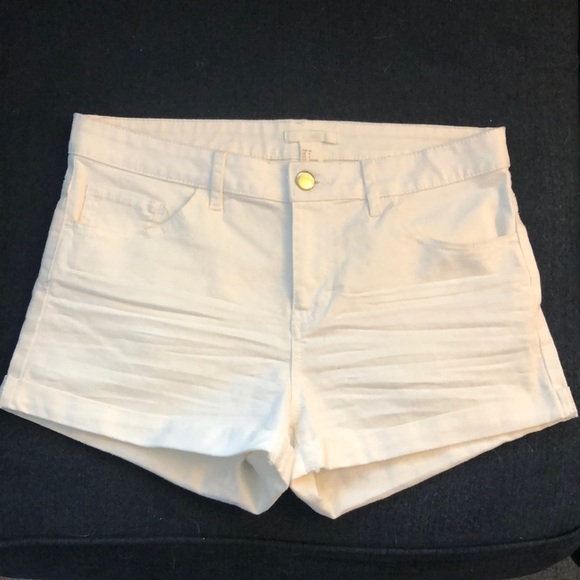 H&M‎ White Jean Shorts - Picture 1 of 5